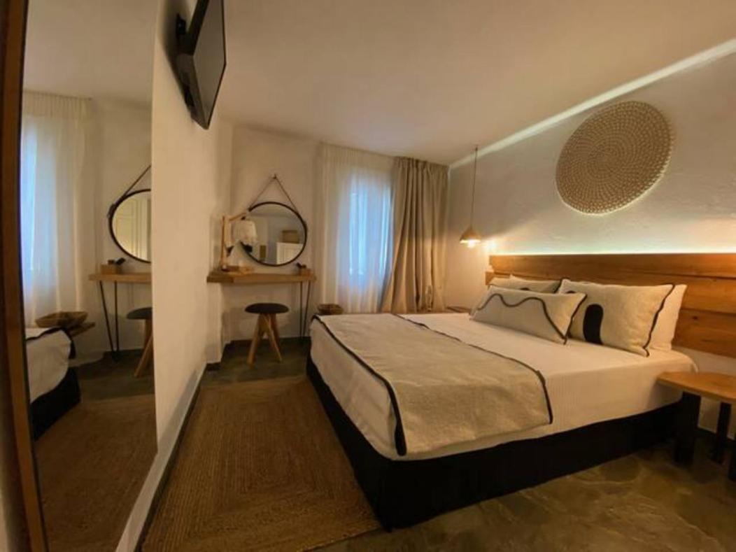 Papikinou Bay Suites Adamantas  ภายนอก รูปภาพ