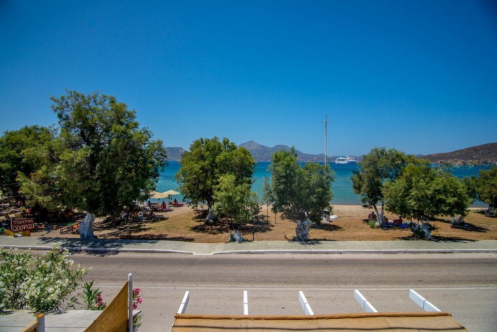 Papikinou Bay Suites Adamantas  ภายนอก รูปภาพ